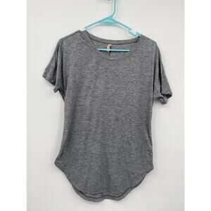 Lucy Crew Neck Pullover Short Sleeve Knit Tee Gray Size XS
